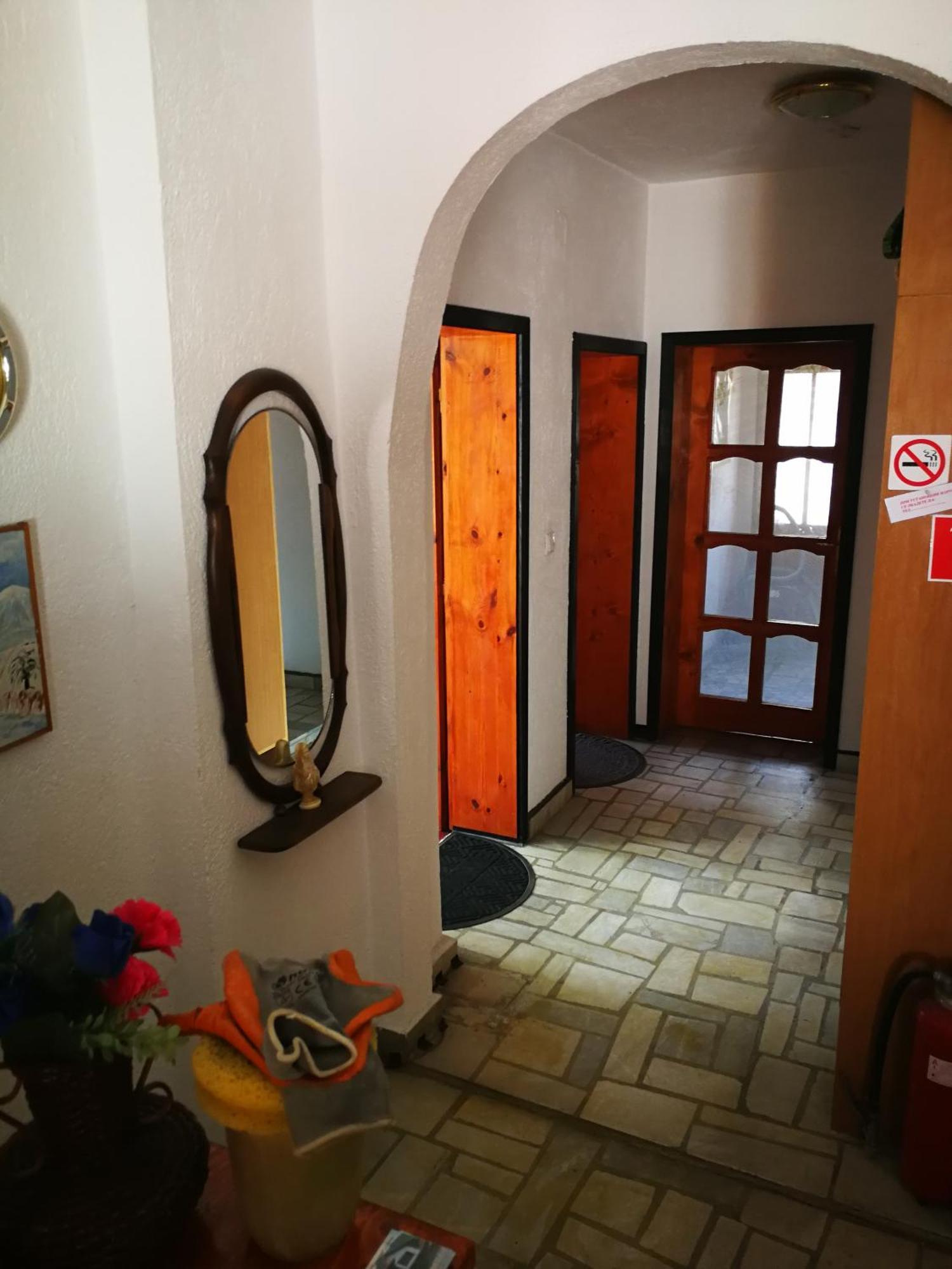 דבין Guest House St Mariya Magdalena מראה חיצוני תמונה